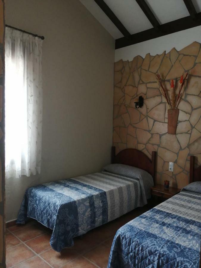 La Solana De Turon. El Pino Guest House Ardales Eksteriør bilde